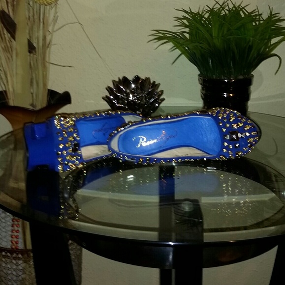 Wedged Heel by Privileged - Picture 2 of 4